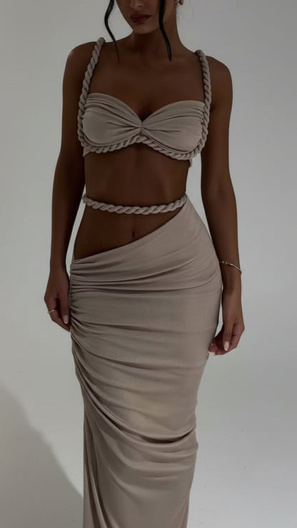 CONJUNTO TROPICAL